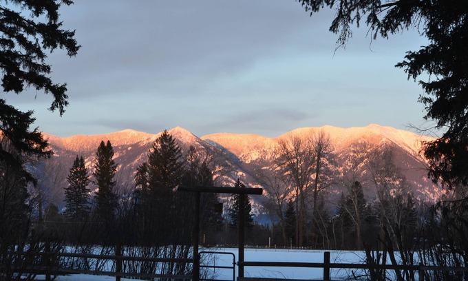 Evergreen Apartment | Swan Mntn View-Entire, Private Basement Suite, Close to GNP, Whitefish & Lake.