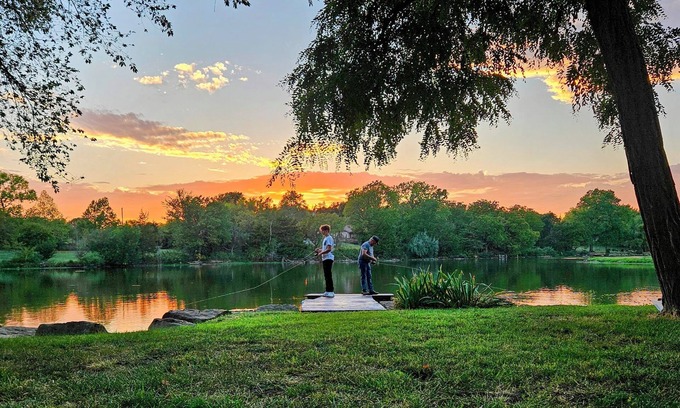 Greenwich House | Swan Shores - Lakefront home in Wichita