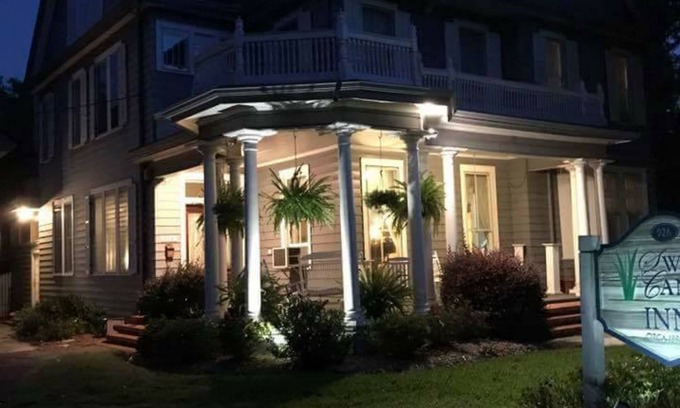 Downtown Historic Bed & Breakfast | Sweet Cane Inn