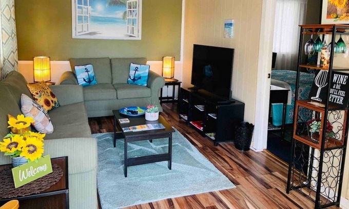 Ocean City Apartment | SWEET COZY COTTAGE IN OCEAN CITY JUST4.5 MILES FROM THE BEACH❤️