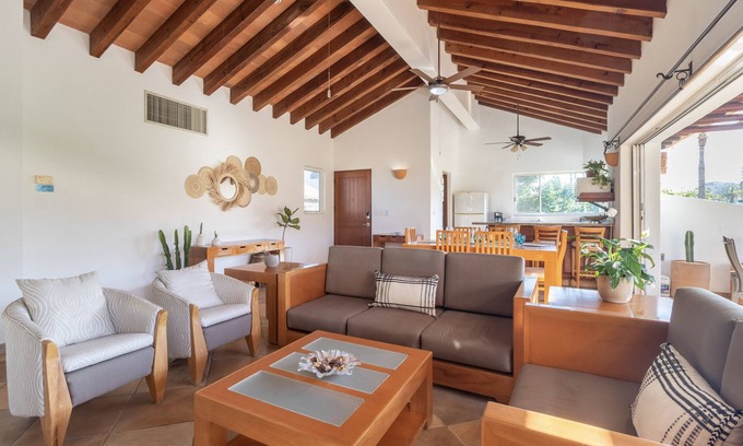 Zona Hotelera Condo | Sweet Desert Condo in San José del Cabo