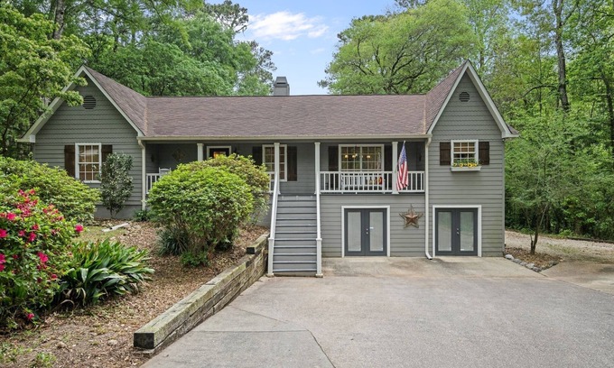 Daphne House | Sweet Home Alabama