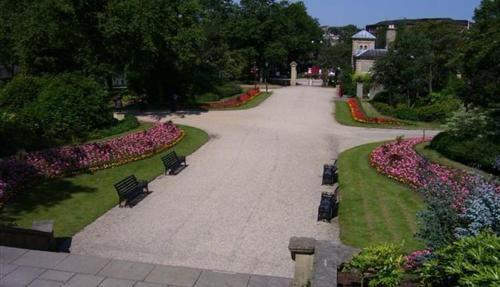 Ashton-under-Lyne Bed & Breakfast | Sweet Sensation SQ 4