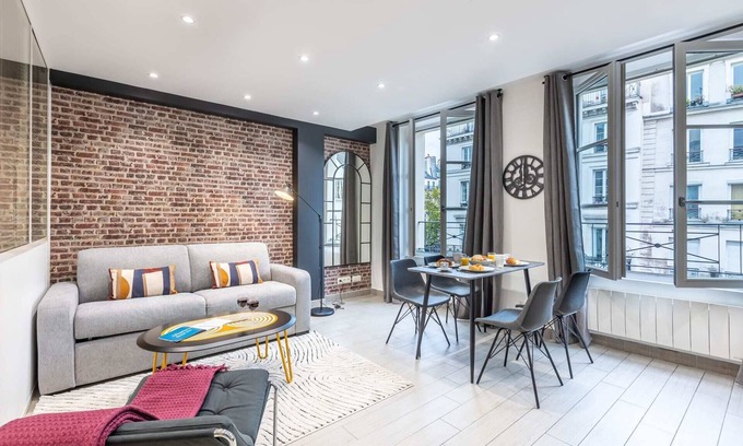 Strasbourg -Saint-Denis Apartment | Sweett | Saint Denis III