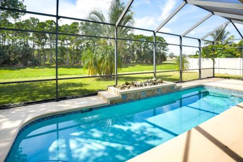 Port Saint Lucie House | Swim and Golf Family Home 2 Mi to Clover Park!