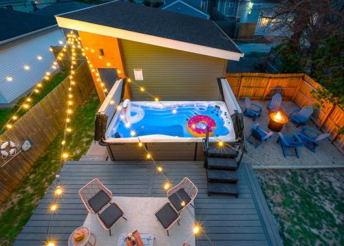 Fountain Square House | SwimSpa-Arcade Games-Fountain Sq-Great for groups!