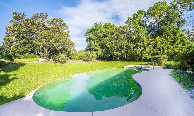 Groveland House | SWISS 29 - Golf Course