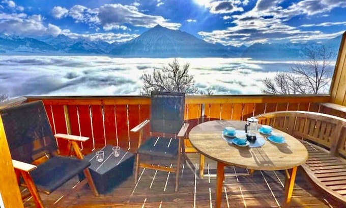 Goldiwil Apartment | SwissHut Stunning Views Alps & Lake - Apart. Aelenbach