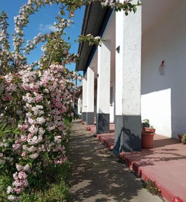 Tiszafured House | Szelíd Tisza Vályog Vendégház Tiszafüred
