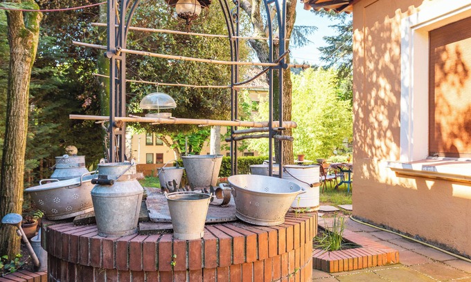 Sant Hilari Sacalm Apartment | 'Tía Angelina' Neo-Renaissance Apartment