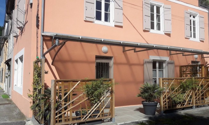 Bagneres-de-Bigorre Apartment | T2 * ground floor, 200 m downtown, fully renovated, bright