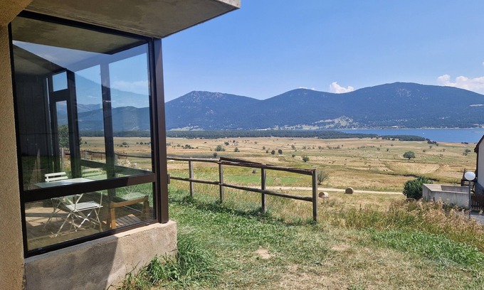 Les Angles Apartment | T2 lake view, near town center