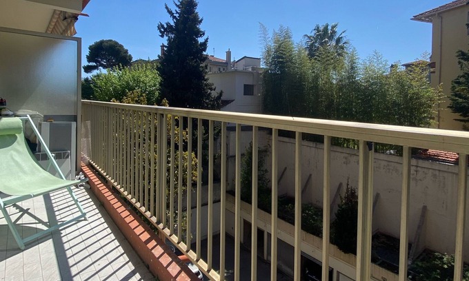 Prado-Perier Apartment | T2 prado p