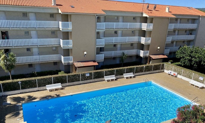 Les Sablettes Apartment | T2 rental with private pool in Les Sablettes