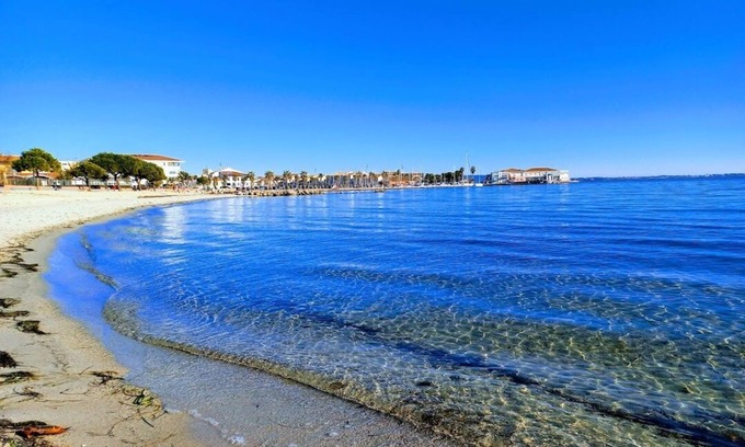 Meze Apartment | T3 apartment of 60 m2 4 minutes walk from the beach,