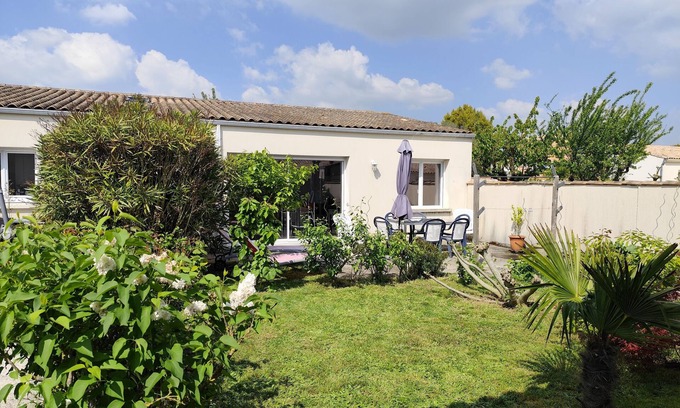 Quartier des Boucholeurs House | T3 ground floor near beach and Thalasso