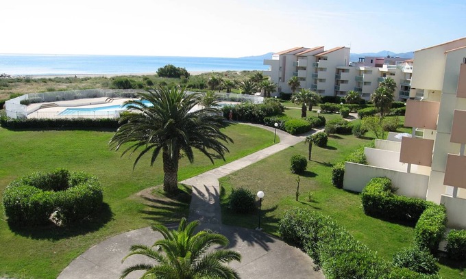 Saint-Cyprien Plage Apartment | T3 Mezzanine, 6 pax, Pool, Beach, Parking, Pets OK