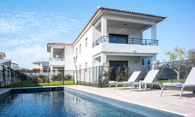 Monticello Apartment | T3 RESIDENCE PETRADORU ILE-ROUSSE CHARM COMFORT POOL