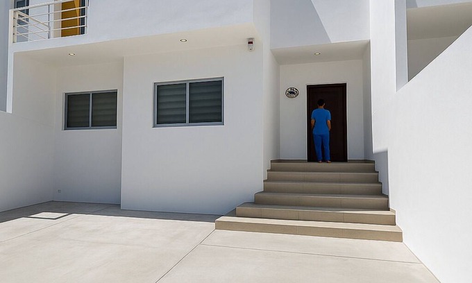 Lomas de Palmira House | Tacho's House 3-bedroom house in delightful La Paz with AC, WiFi