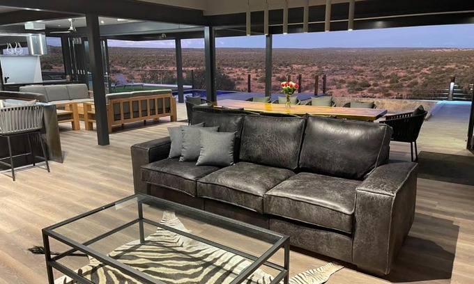 Bela-Bela Villa | Tadima Lodge Mabalingwe