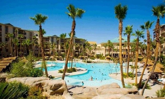 Las Vegas Apartment | Tahiti Village 2BR - Full Kitchen - Sleeps 8