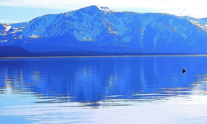 Stateline Condo | TAHOE BEACH CLUB! 3bd 2ba. Garage, AC Patio Restaurant, AC. Dock pool spa option