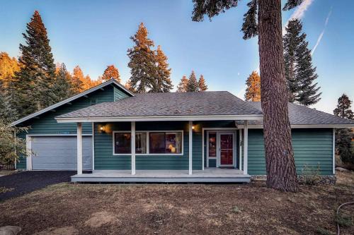 Upper Kingsbury House | Tahoe Family Getaway