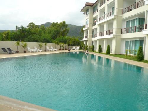 Hin Lek Fai Resort | Tai-Pan Resort and Condominium