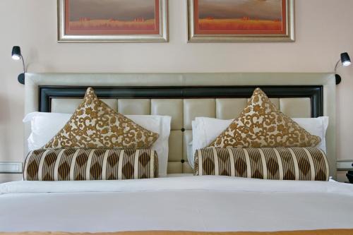 Cape Town City Centre Hotel | Taj Executive Suites, Private Residence