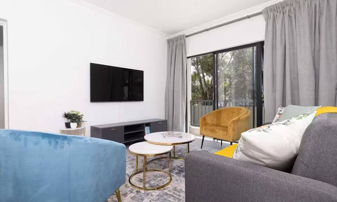 Greater Johannesburg Metropolitan Area Condo | Tali La in - 2Bed - 2Bath Fourways-Sandtonnn