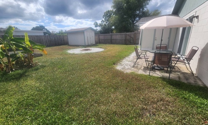 Timberlane Woodlake House | Tampa Travel Hub - TPA Airport tranquility