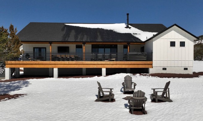 Williams House | Tangerine Sky Ranch Cabin