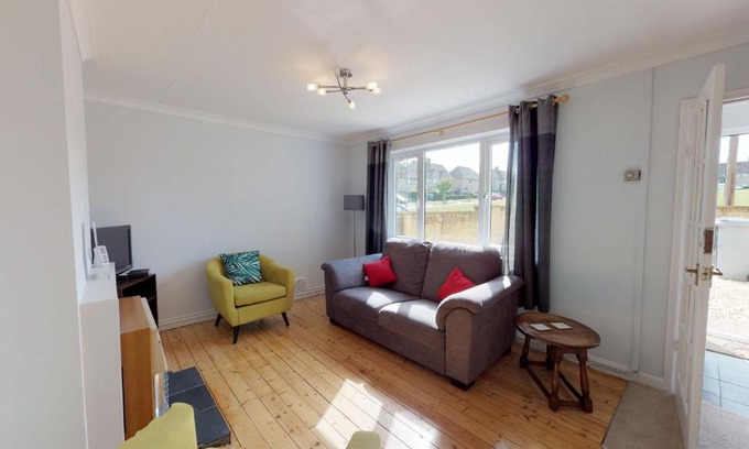 Witney House | Taphouse Avenue