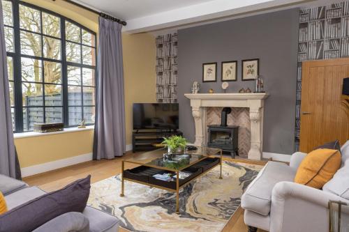 Wing House | Tarn End Cottage with view to Talkin Tarn, near Lake District