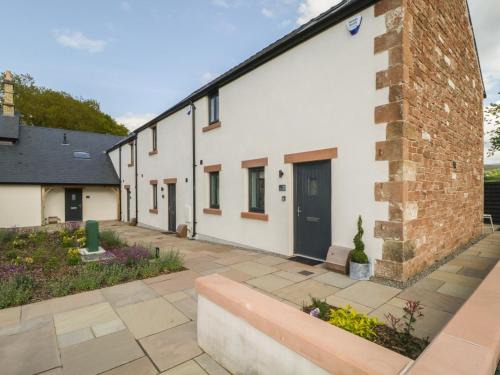Wing House | Tarn End Cottages 12