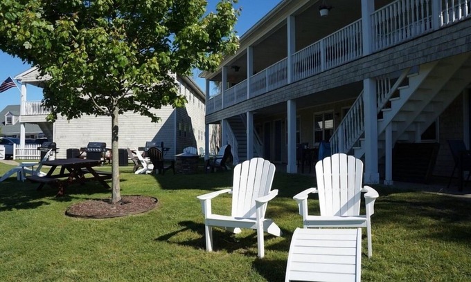 Block Island Apartment | Tasteful Studio Ideal for Couples