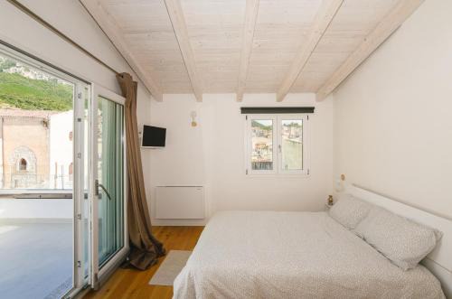 Oliena House | Tatta & Nanna Rooms