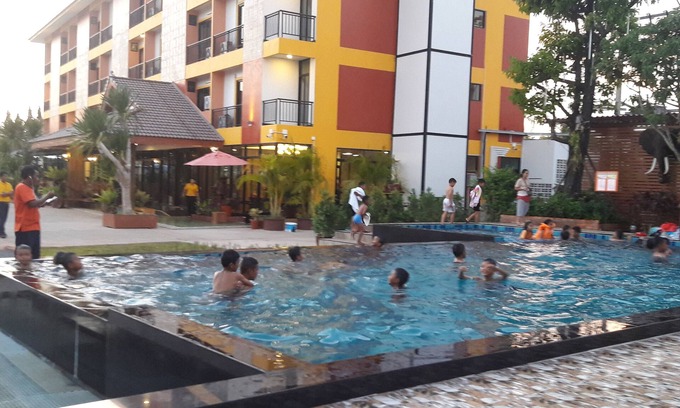 Surat Thani Hotel | Tawan Anda Garden Hotel