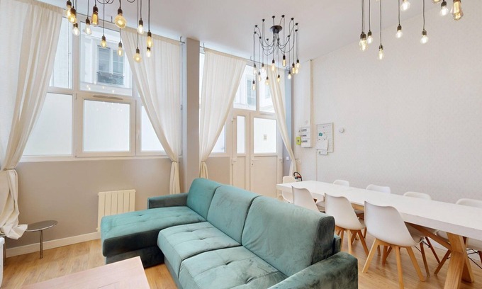 Saint-Vincent-de-Paul Apartment | TBS 4 - Superb apartment near Sacré-Coeur