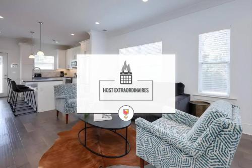 Charlotte Park House | Ten Minutes to Broadway Luxurious Gated Townhome