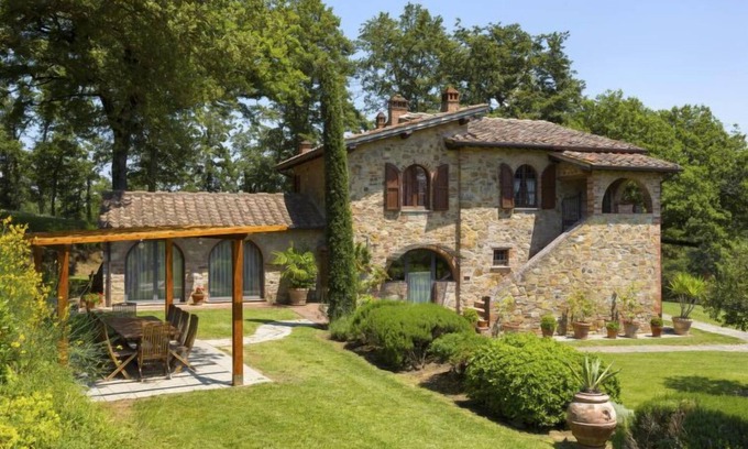 Lucignano House | Tenuta Farneta by Interhome