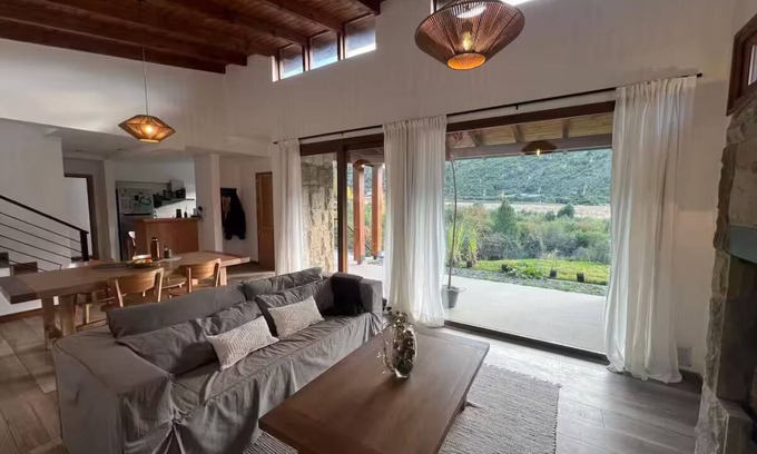 San Carlos de Bariloche House | Terraced house Arelauquen