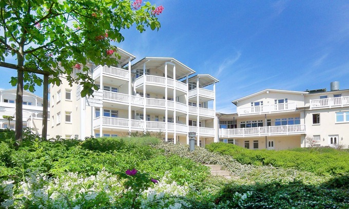 Gohren Apartment | Terrace, free use of the AHOI adventure pool and sauna - Sea view apartment 44