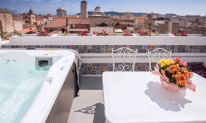 Province of Cagliari House | [terrazza Panoramica + Jacuzzi] Favoloso Alloggio in Centro Storico
