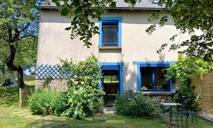 Saint-Medard-sur-Ille House | Terre Nature - Saint Medard SUR Ille