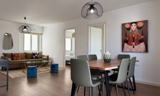 Petralona Apartment | TH6 - 4 bedrooms Cloud9 in the city