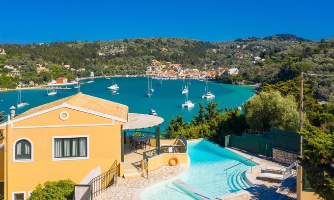 Lakka Villa | Thanasis - One Bedroom Villa, Sleeps 4