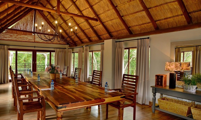 Centurion Cabin | Thanda Manzi Country Hotel