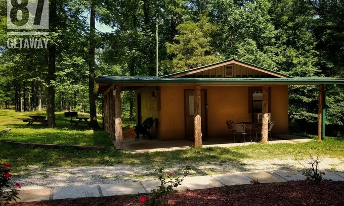 Newnata Cabin | The 87Getaway Cabin #1