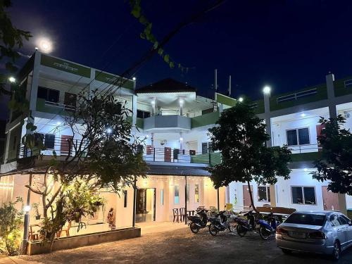 Pak Chong Hotel | The 99 Inn Hotel